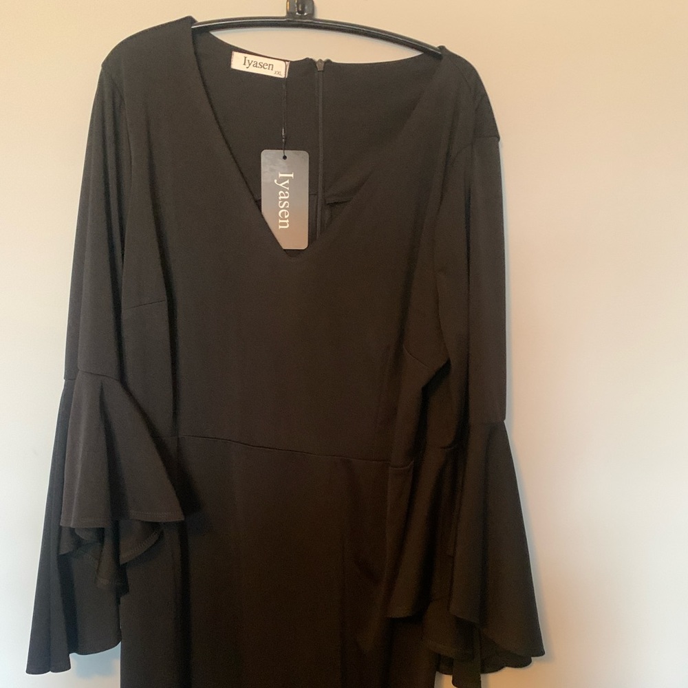 Black NWT 3/4 Fluted Sleeve Cocktail Dress XXL